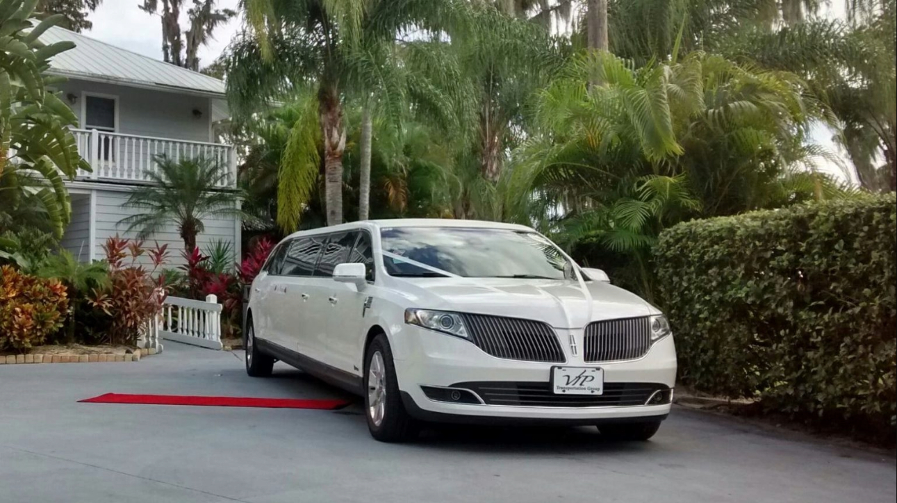 Luxury Stretch Limos